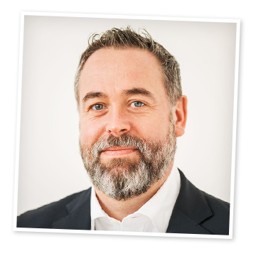 Portrait Prof. Dr. Nils Hoppe | LDMH Partners